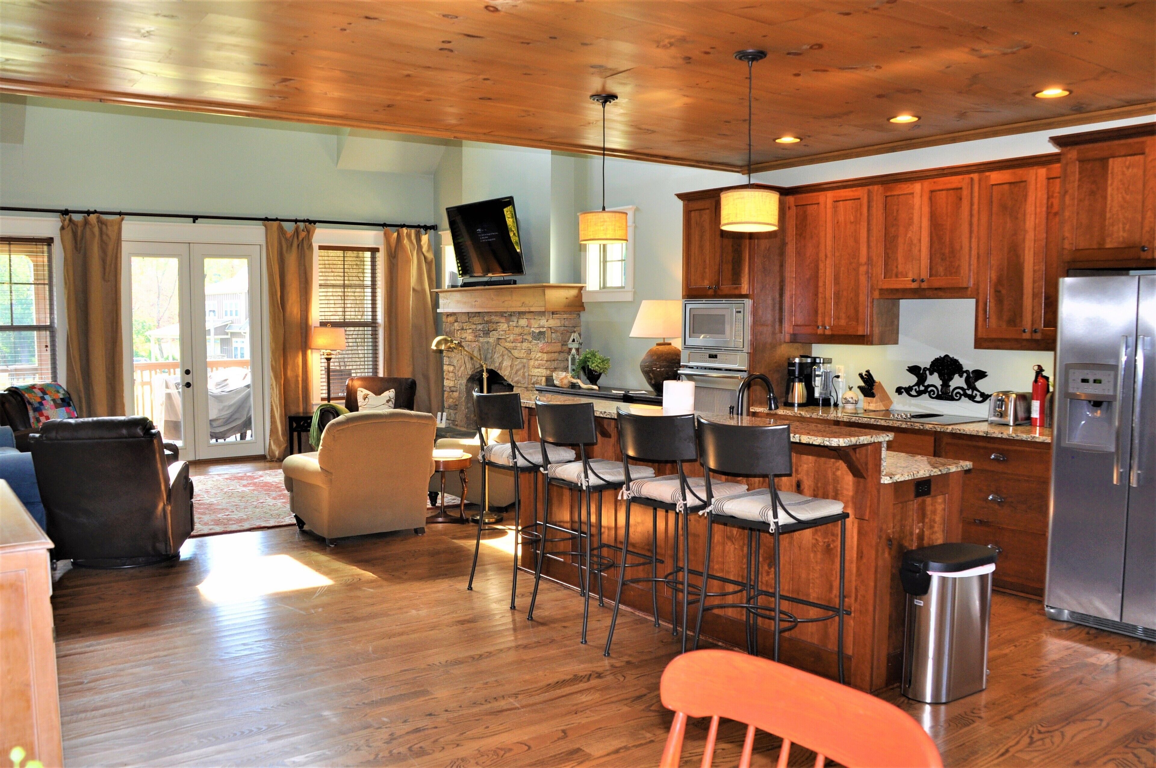 New Southern Living Cottage on Lake Chatuge