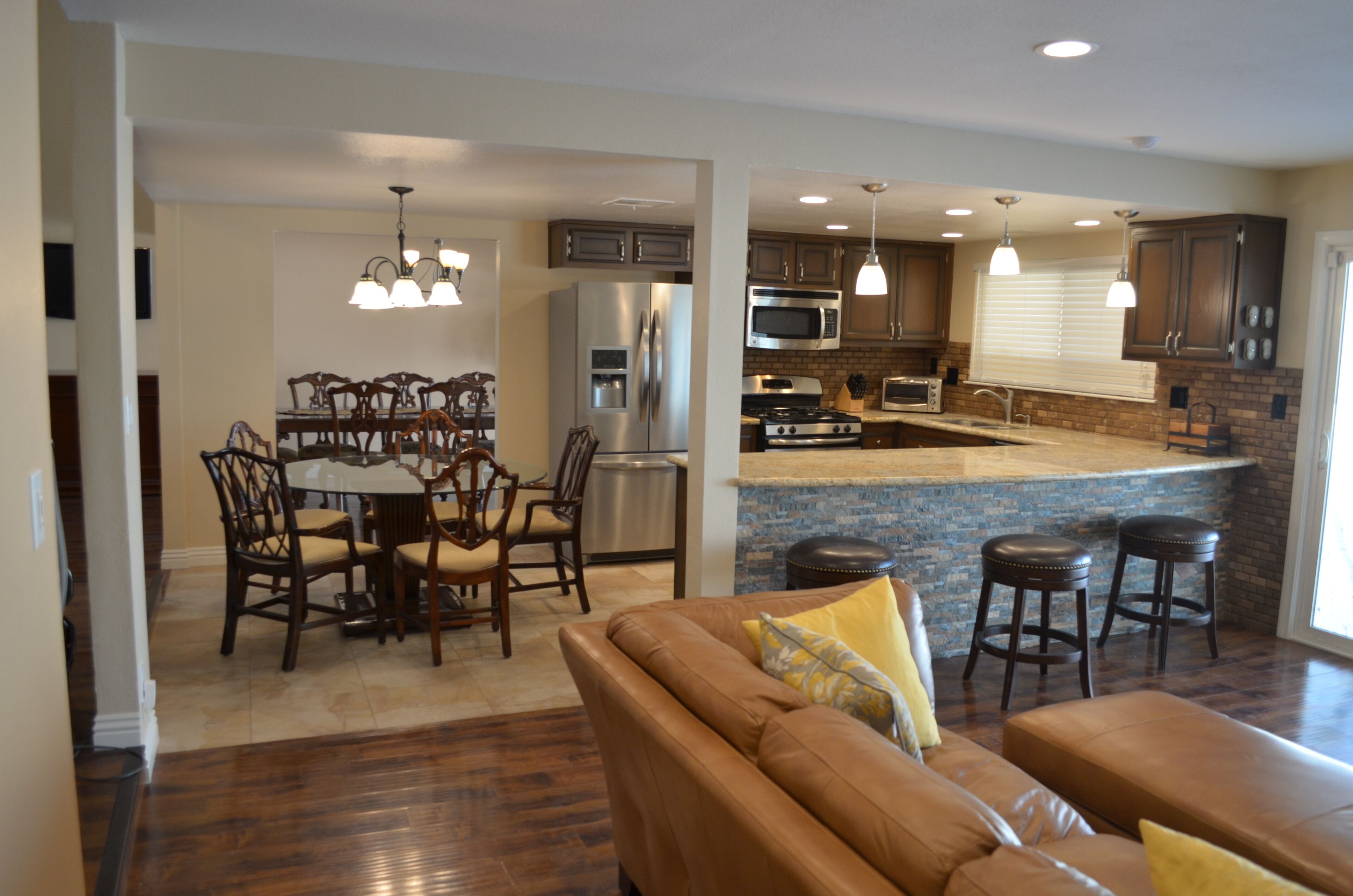 Beautifully Remodeled Home, Awesome Game Room, RV Parking,  3 Miles To Strip!