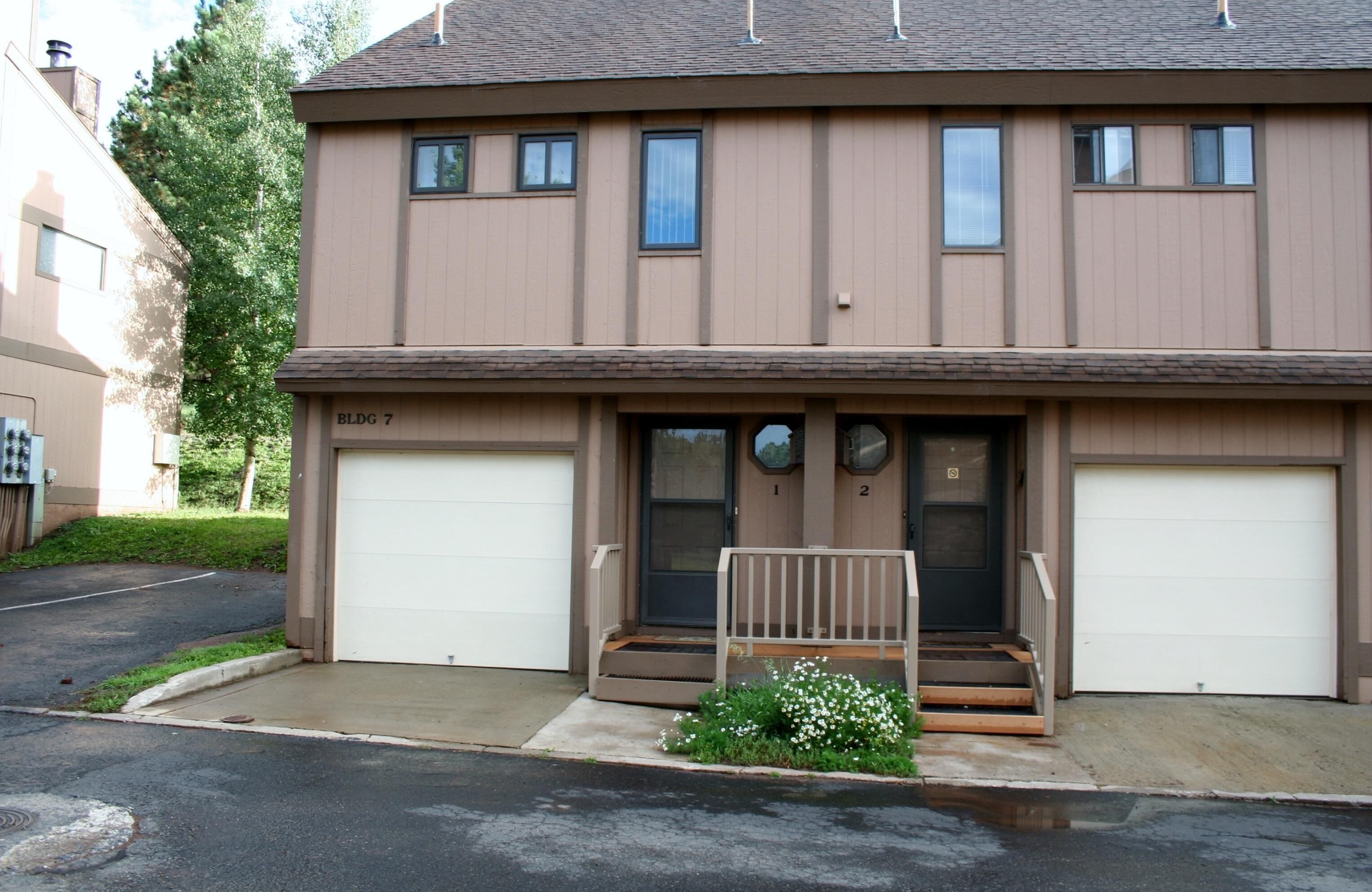 Perfect Hub for your winter mountain vacation.