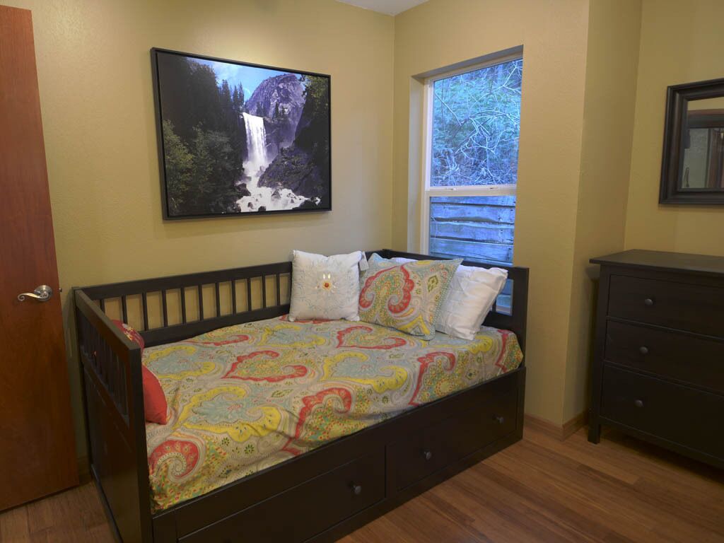 Inside Yosemite Nat Park! Newly remodeled private 2bd 2ba home with central A/C