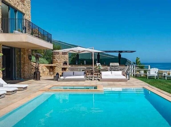 屋外プール、温水プール