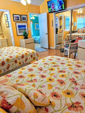 4 Schlafzimmer, Bügeleisen/Bügelbrett, kostenloses WLAN