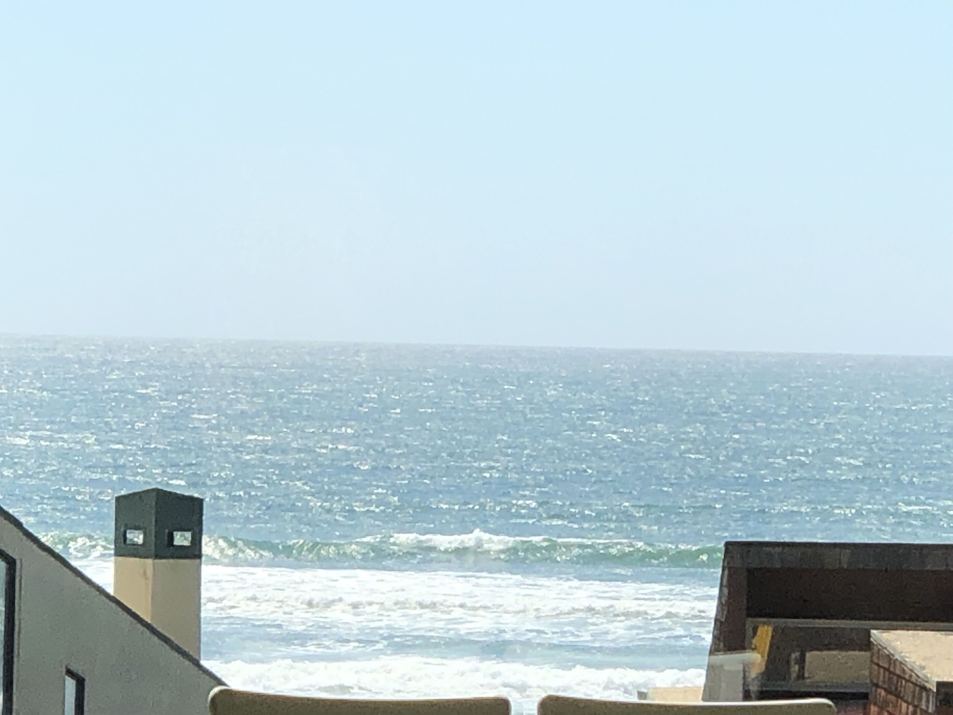 ビーチの近く、サンラウンジャー、ビーチタオル