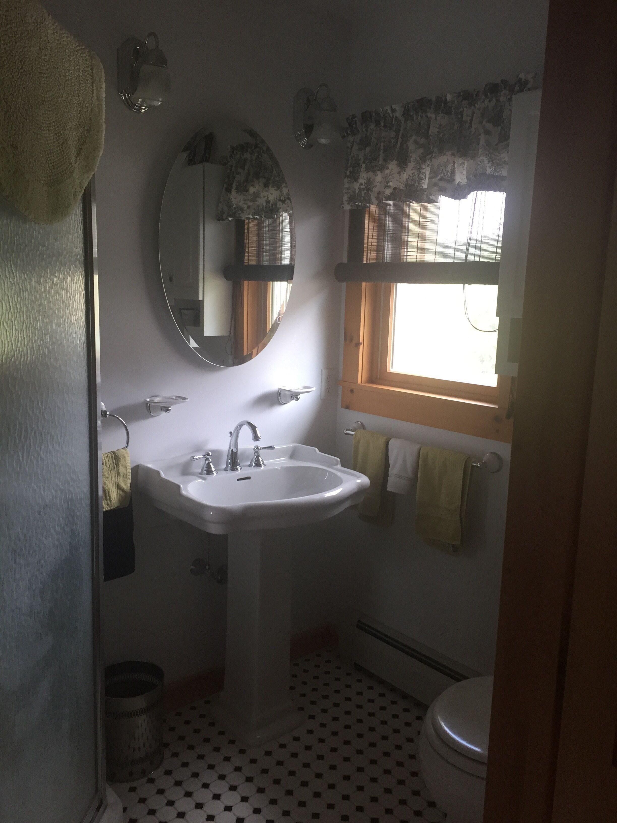 Waterfront Ponds,  Beautiful  , 51 Acre Property Retreat