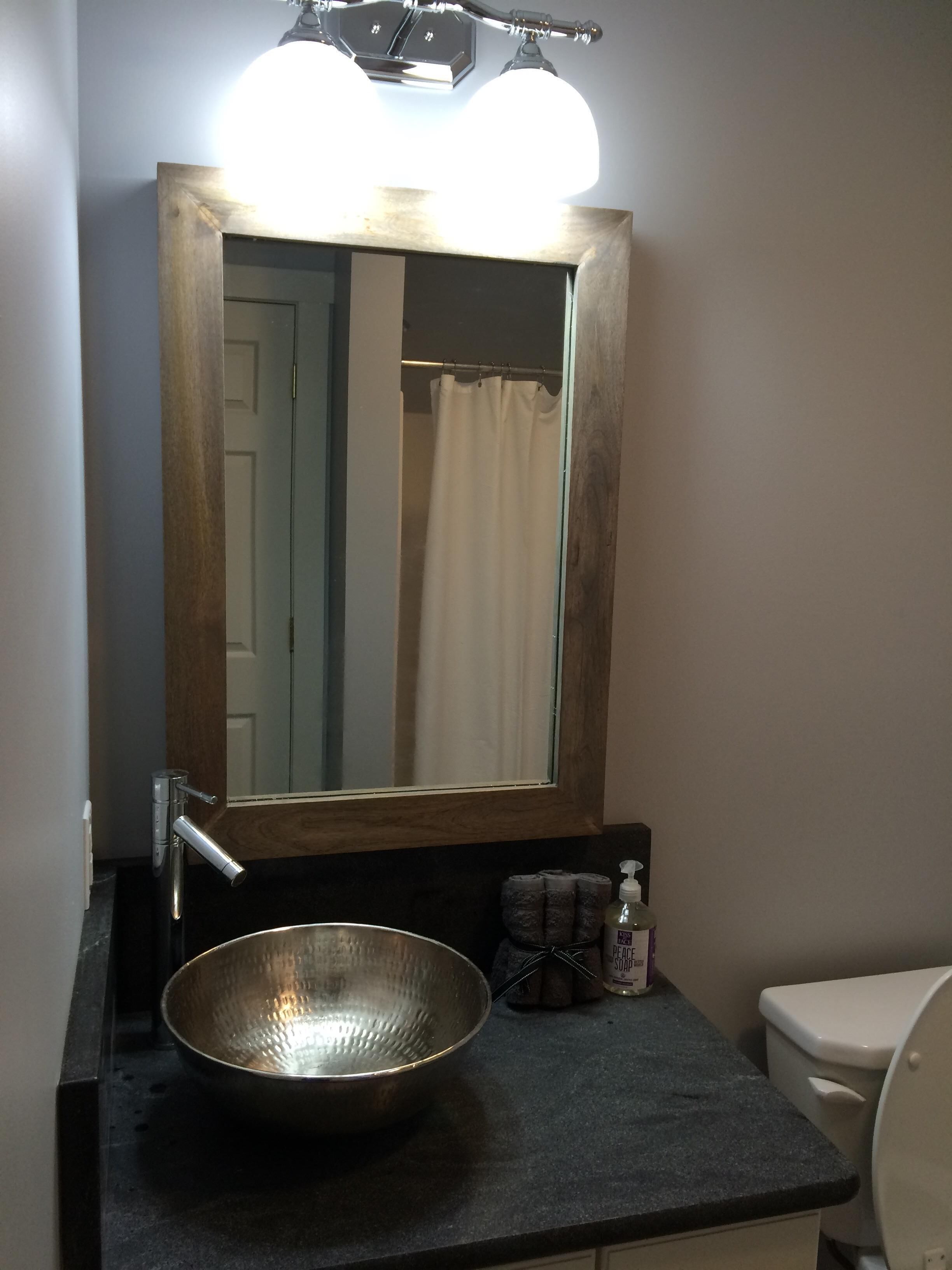 Clean!! Charming Cottage! Waterviews, WiFi, Apple TV,  Outdoor Firepit