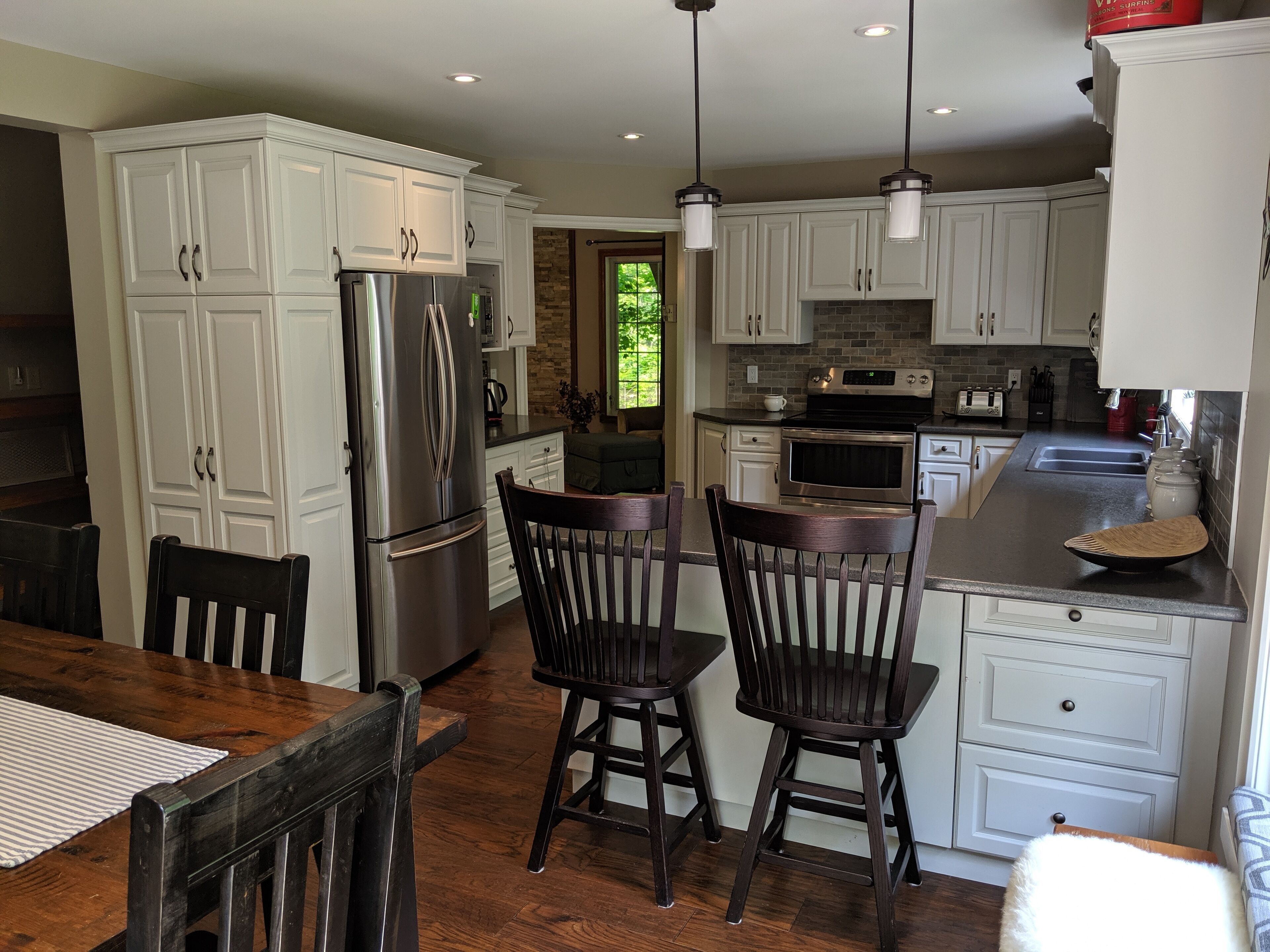 Niagara 'cottage like' Home Nestled in Nature - Gateway to Twenty Valley