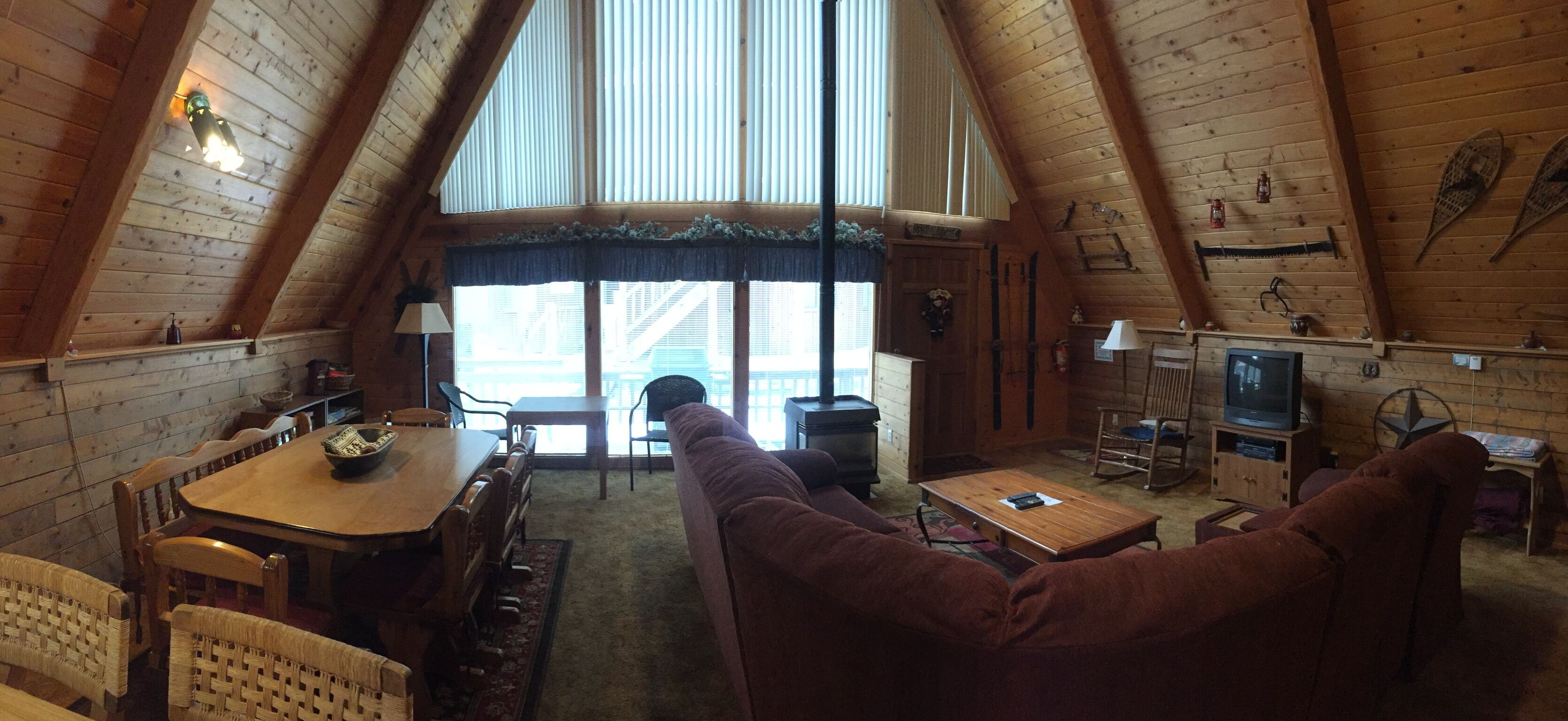 Center of Town A-Frame Stones-throw from River and Ski Lift