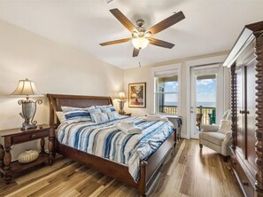 3 bedrooms, iron/ironing board, travel crib, free WiFi