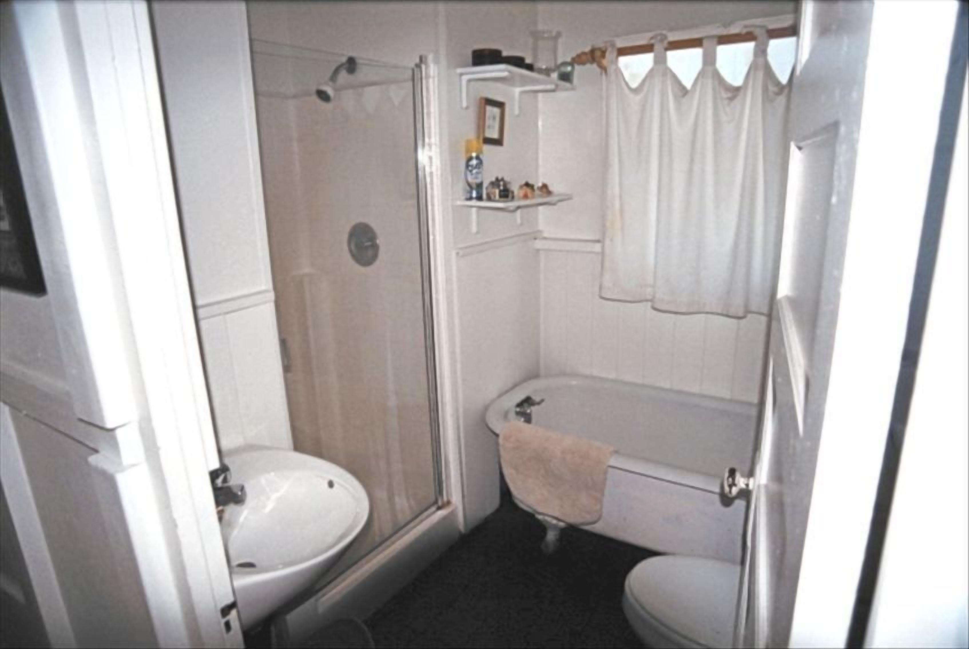 JUST 30 STEPS TO THE OCEAN FRONT