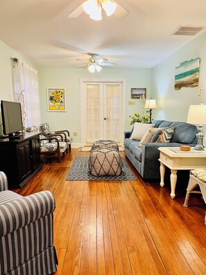 Smart TV, reproductor de DVD, libros y servicios de streaming 