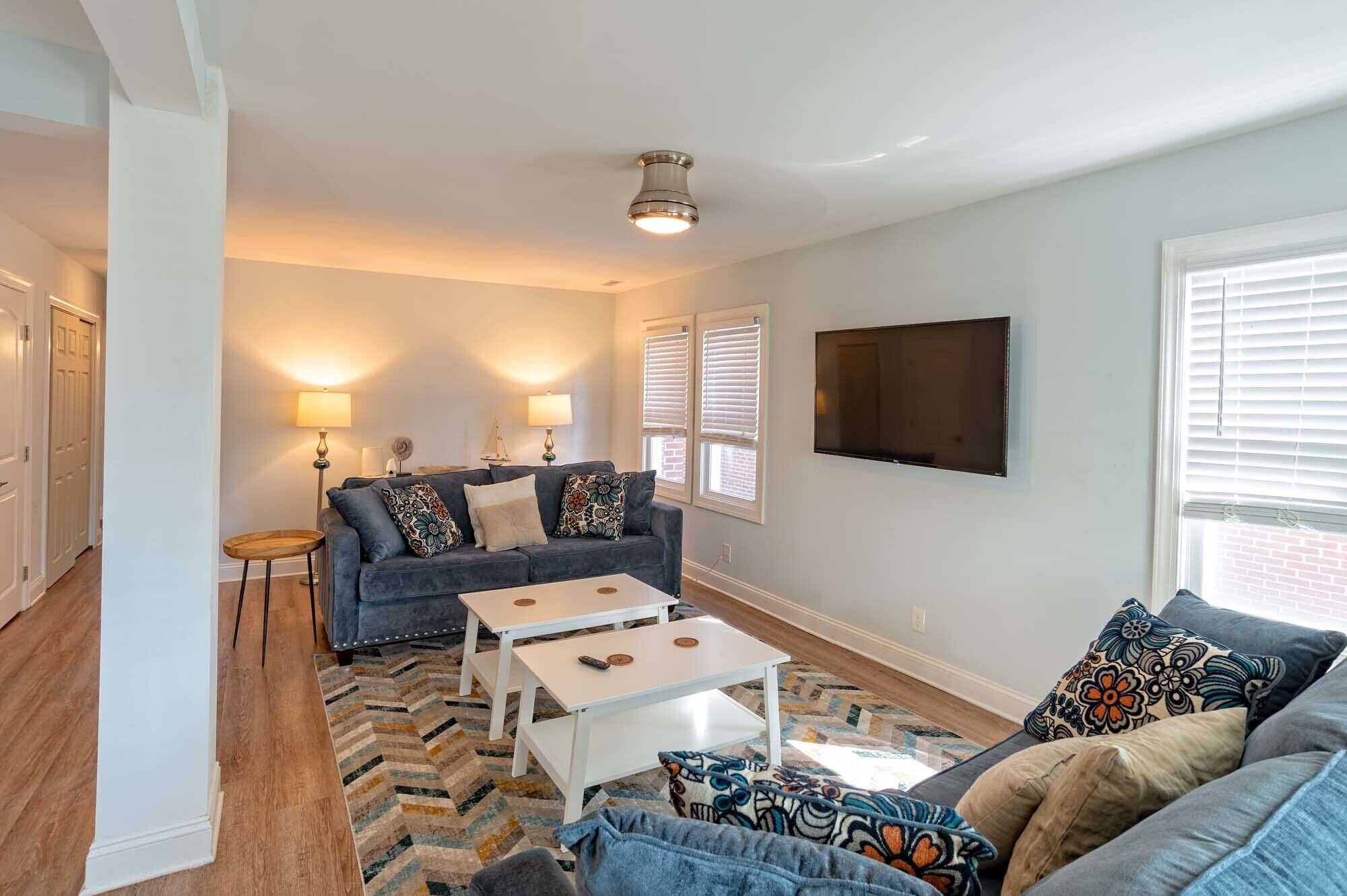 FULLY REMODELED! 1ST FLOOR BEACH BLOCK CONDO