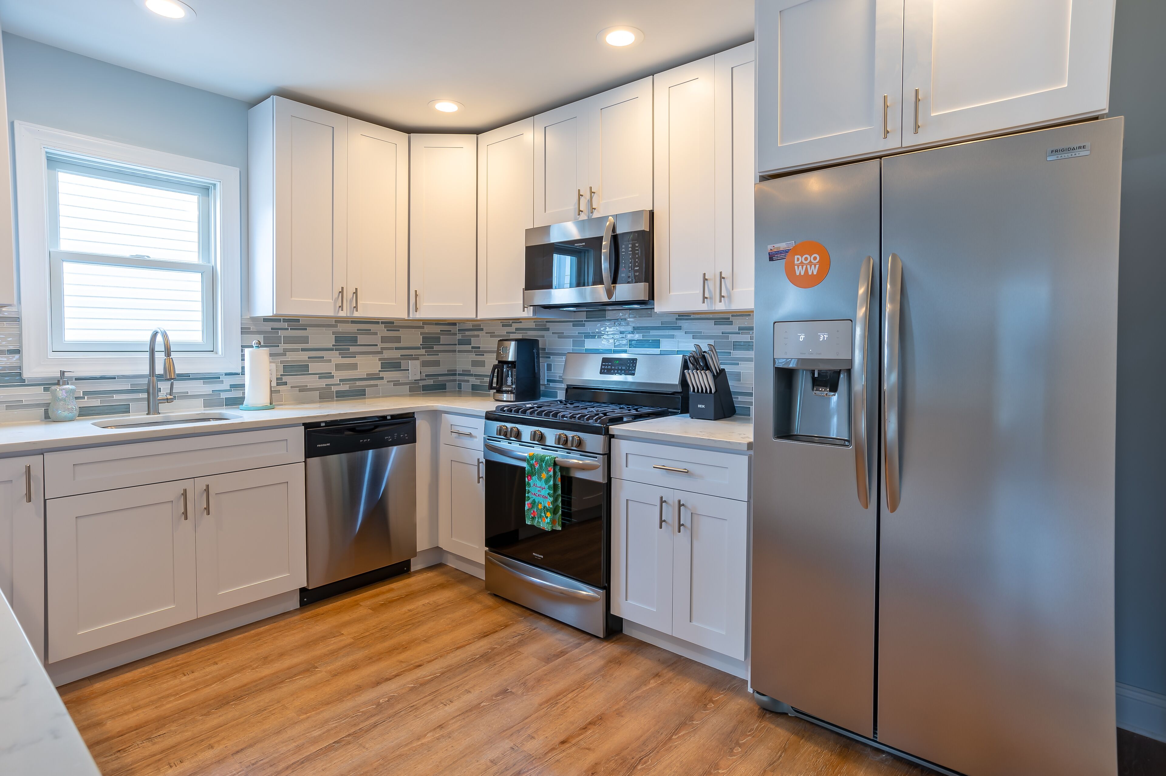 FULLY REMODELED! 1ST FLOOR BEACH BLOCK CONDO