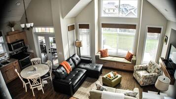 TV connectée, lecteur de DVD, livres, vidéothÚque