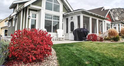 Take time away to relax and enjoy Canada's wine capital and warmest lake