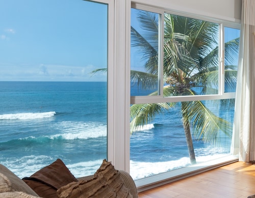 Oceanfront Penthouse, As Close As You Can Stay To Ocean, Stunning Views, A/C!