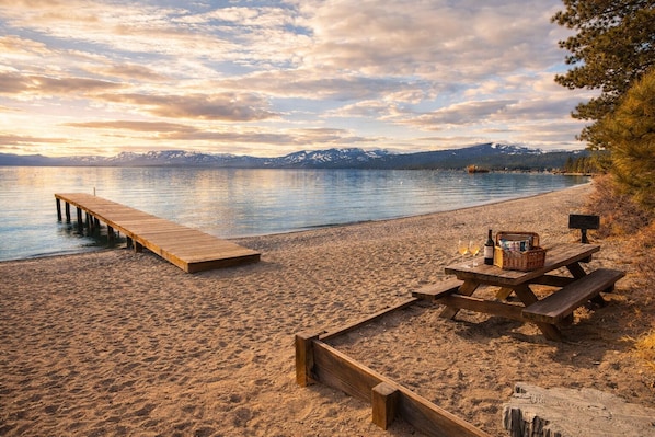 Sun-loungers, beach towels