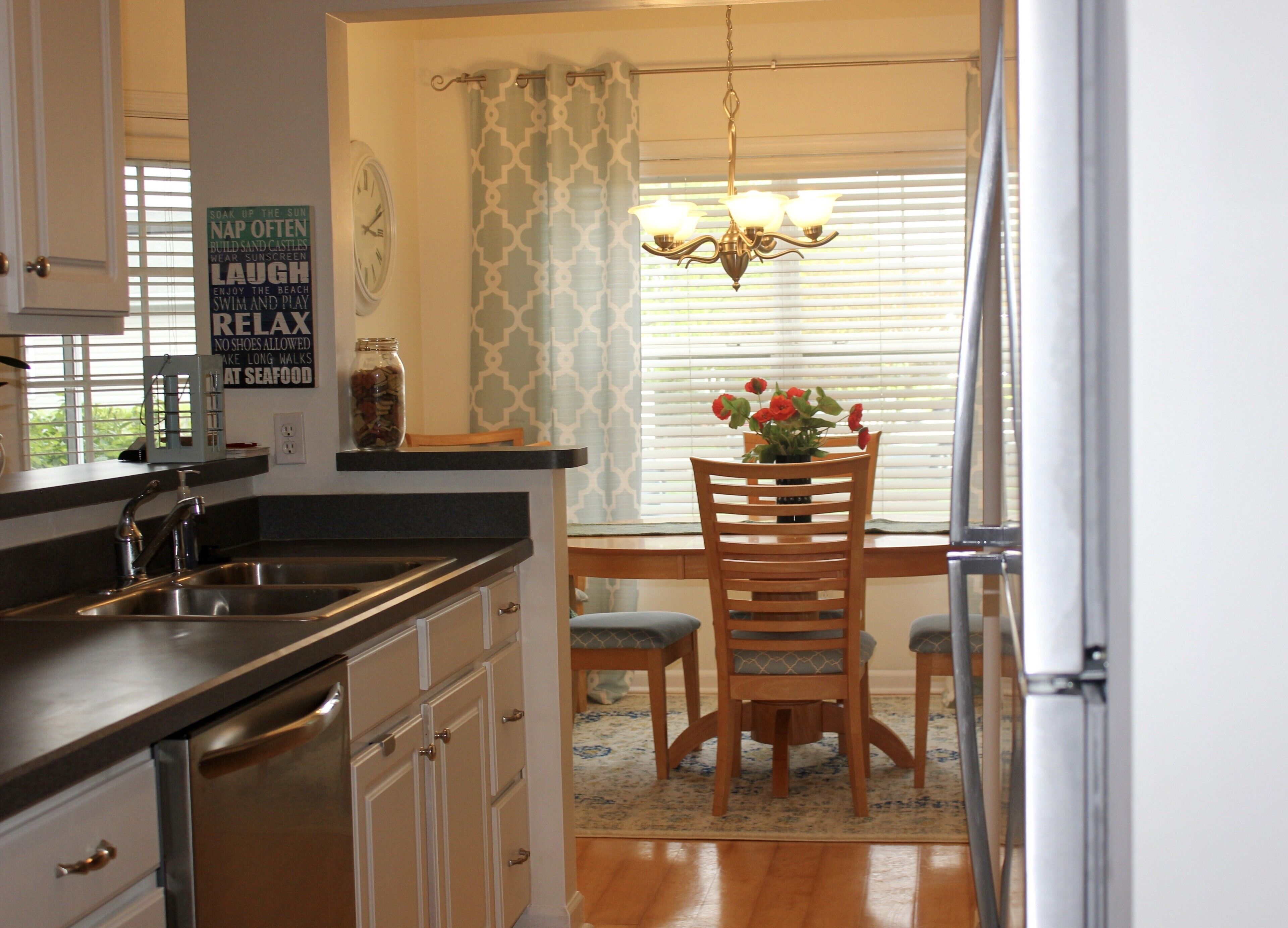 Beautiful Dog Friendly First Floor Condo Between Lewes and Rehoboth Beach