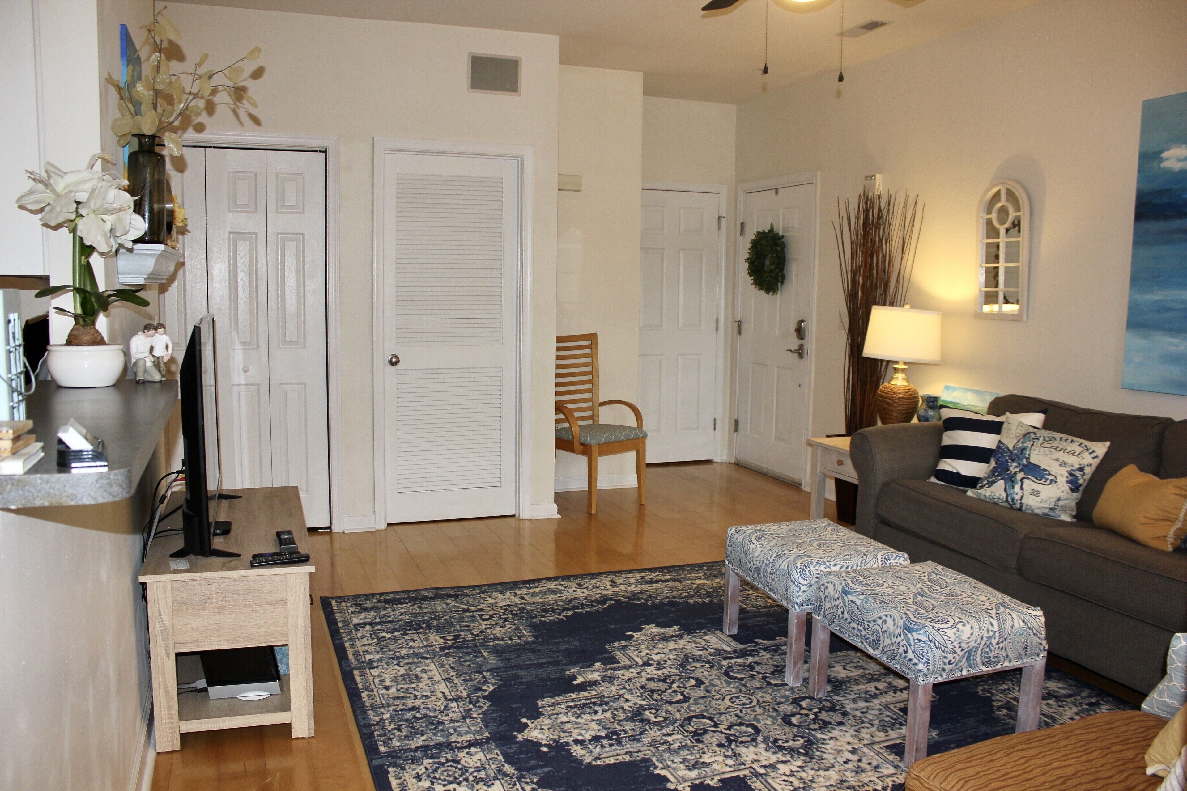 Beautiful Dog Friendly First Floor Condo Between Lewes and Rehoboth Beach