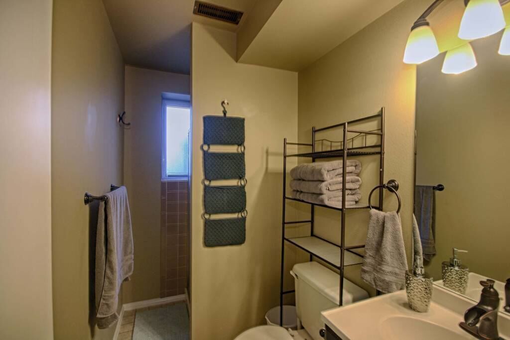 Red Rock Canyon Open Space Retreat