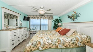 3 slaapkamers, een strijkplank/strijkijzer, wifi, beddengoed