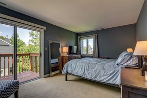 3 bedrooms, iron/ironing board, WiFi - Clean Spacious Condo In Rehoboth Beach Tennis/Pools (Rehoboth Beach)