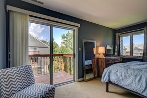 3 bedrooms, iron/ironing board, WiFi