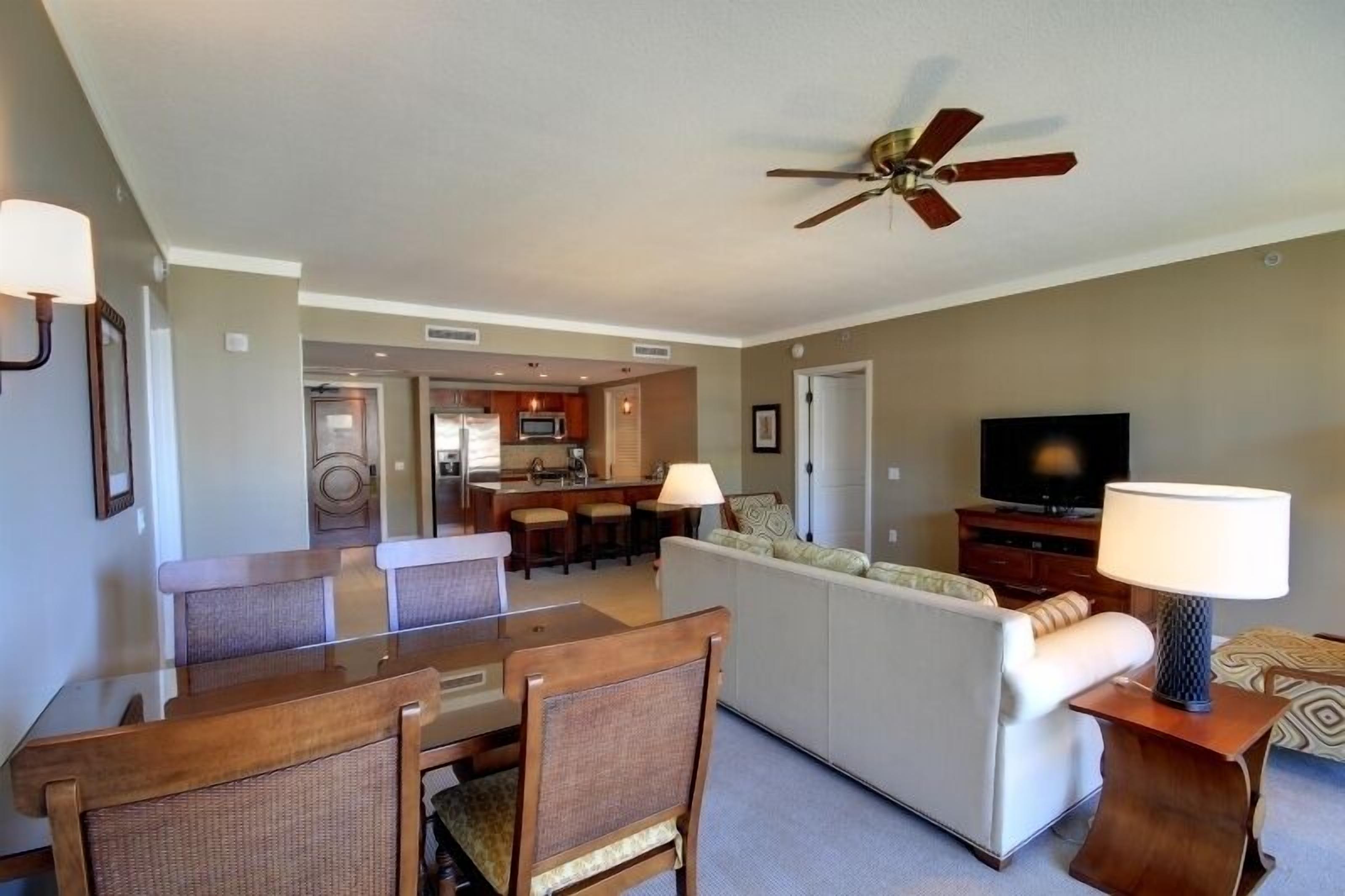 KONEA 707-Top Floor Inner Courtyard O/V-PLEASE READ ABOUT KONEA PAINTING PROJECT