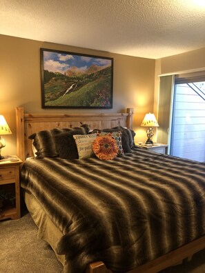 2 soverom, strykejern/-brett, wi-fi (inkludert) og sengetøy