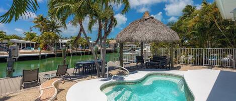 Piscine extérieure, piscine chauffée