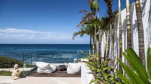 Terrace/patio - Intoxicating Ocean Views!! 4-6 bedrooms (Isla Mujeres)