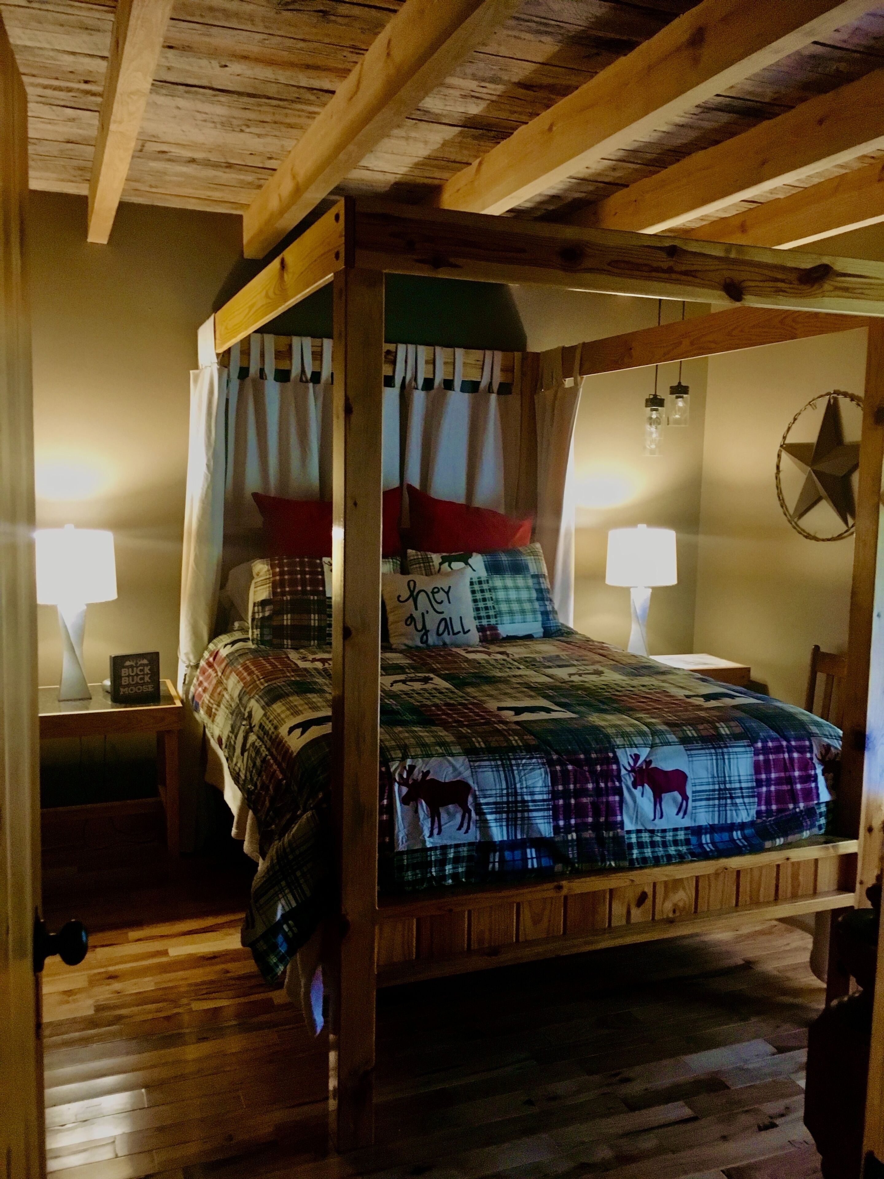 Moon Lake Lodge mountain getaway