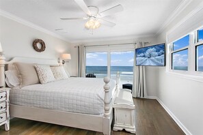 3 chambres, bureau, fer et planche à repasser, lit parapluie