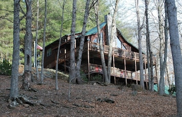Greyson's River Ridge Retreat
