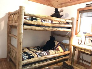 3 habitaciones, cuna de viaje, wifi gratis y ropa de cama 