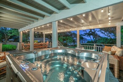 Moani Kai - Beachfront,Gated,Hot tub,Pickleball Ct