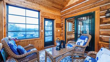 Smart TV, fireplace, DVD player, books