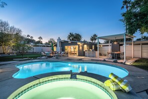 Beheizter Pool