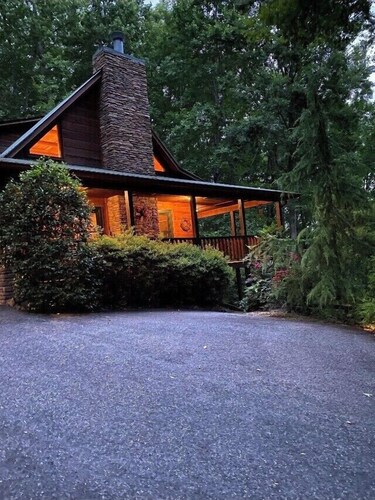 Big Buck Cabin - Book for Spring & Summer now.