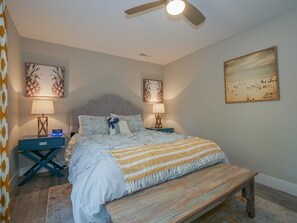 4 bedrooms, iron/ironing board, internet, bed sheets