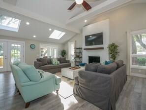 TV, DVD player, table tennis