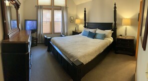 2 makuuhuonetta, silitysrauta/-lauta, vauvan matkasänky, ilmainen Wi-Fi