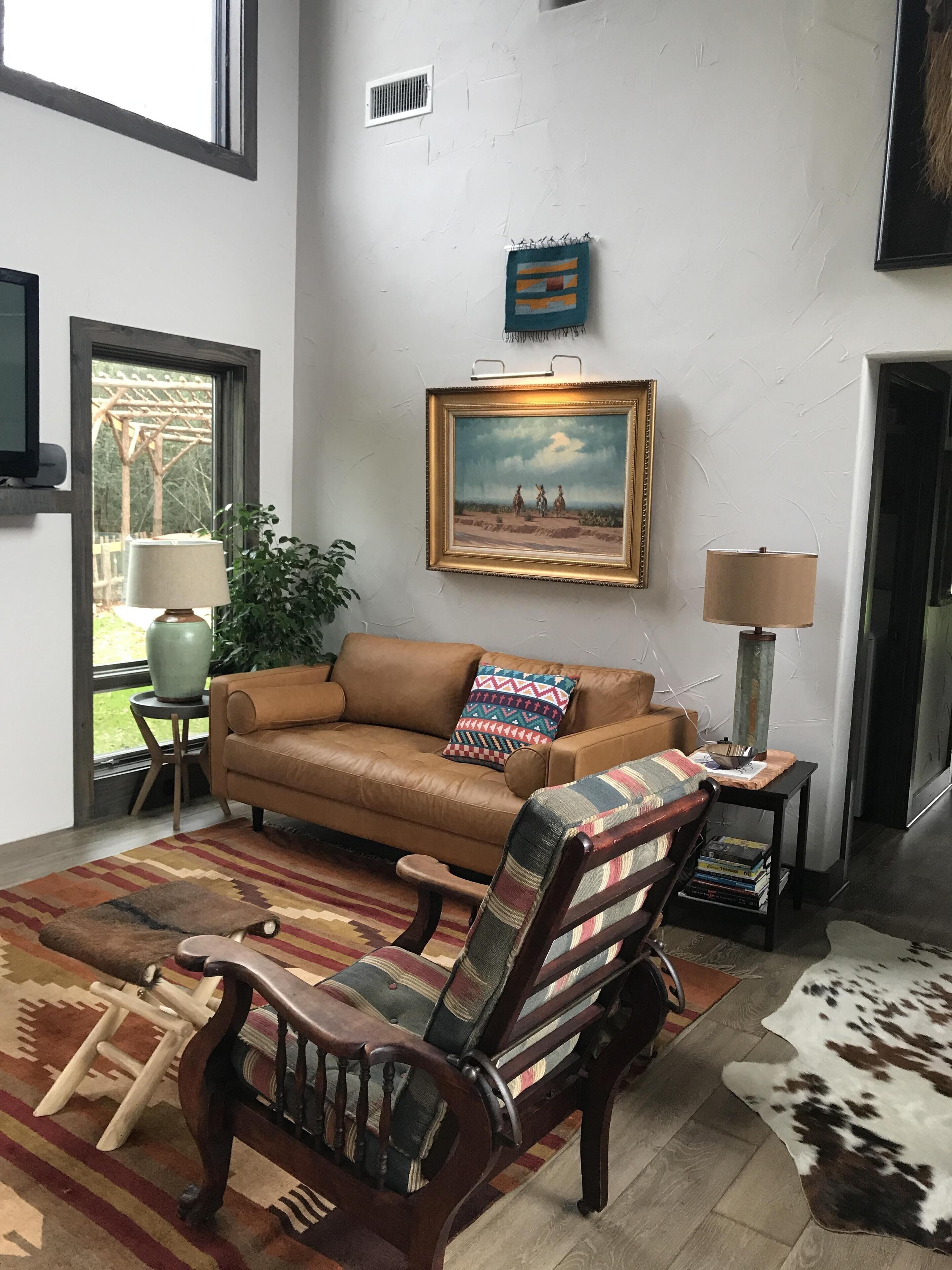 CLARA'S CABIN... a place to unwind, reflect, draw, write, or enjoy your people.