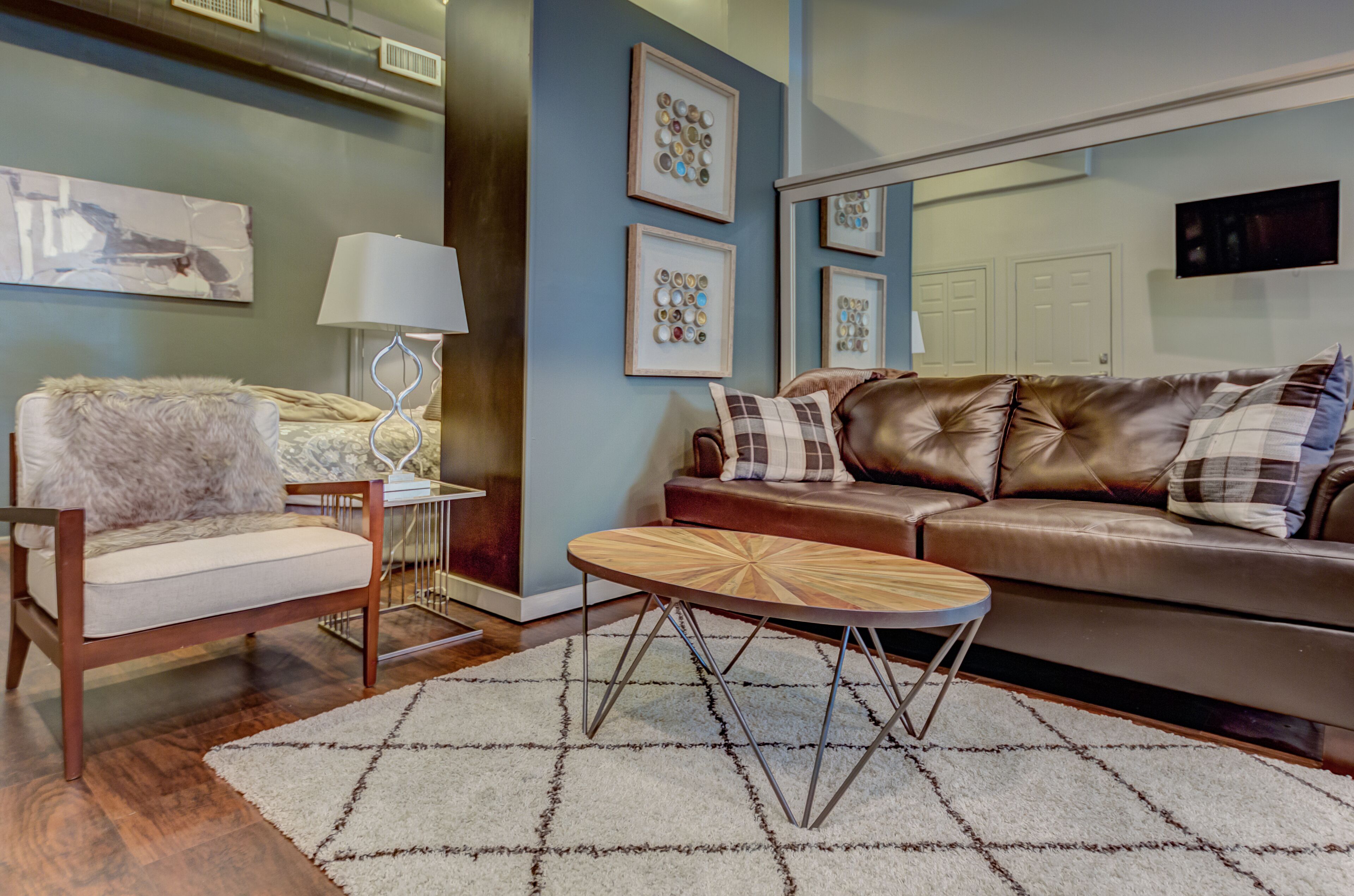 Contemporary Downtown Apartment on Washington Street