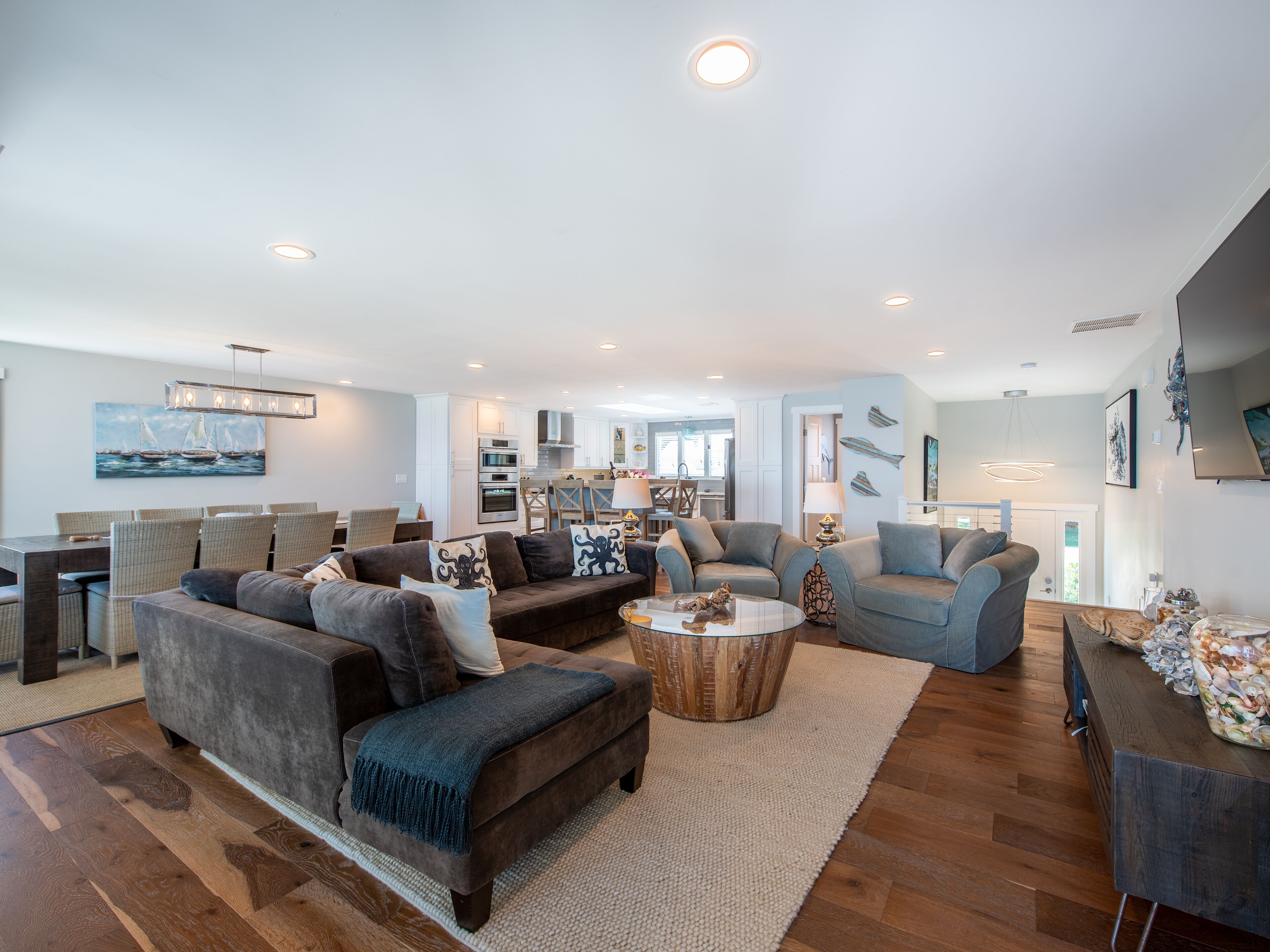 Luxury Waterfront Home-Now booking Winter & Spring 2024  Message me for Summer 