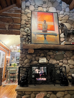 Interior - Awesome 'Log Home Living' Magazine Home in-town Red Lodge (Red Lodge)