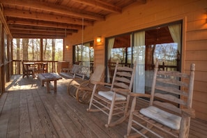 Terrace/patio - Secluded Bliss BirchTree Cabin with Indoor Hot Tub (Ellijay)