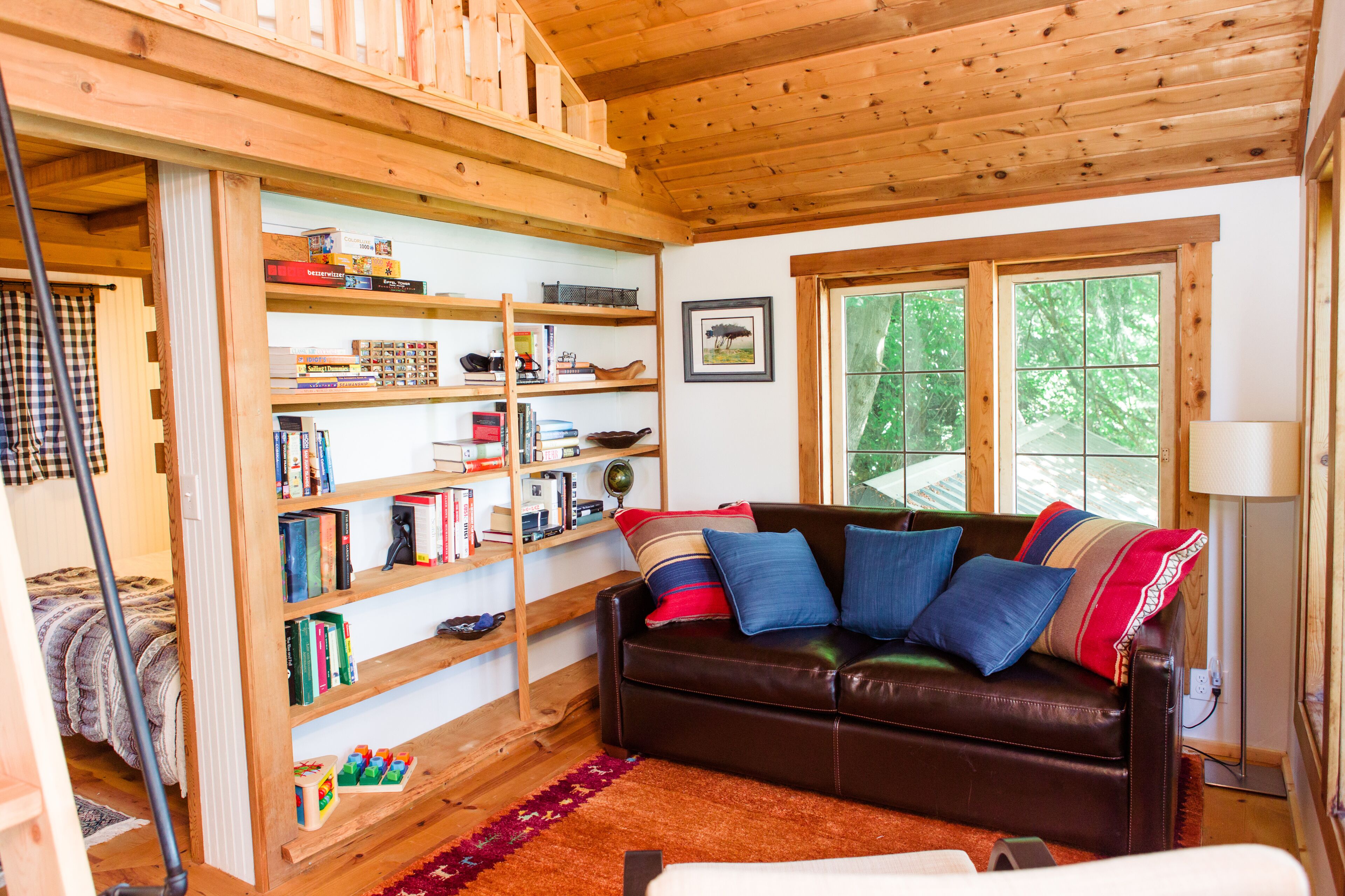 Beachfront Treehouse in the Heart of Puget Sound