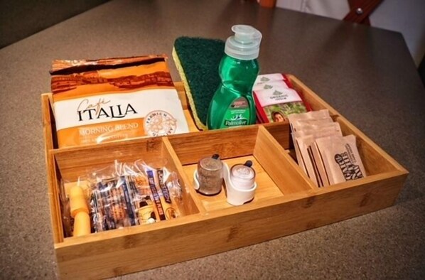 Suihku, hiustenkuivaaja, pyyhkeet