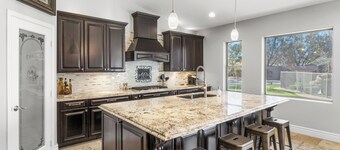 Luxurious Family Rental w/ Heated Pool and sport court