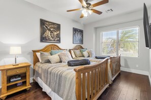 5 bedrooms, iron/ironing board, travel crib, free WiFi - Luxurious Family Rental w/ Heated Pool and sport court (Scottsdale)
